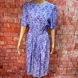 Vintage Karin Stevens Floral Pastel Lavender and Lilac Dress